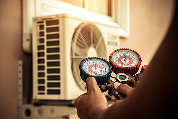Professional Ac Installation technician working in Pulaski, NY
